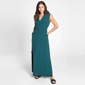 Athleta women's Oceanic Teal Sleeveless Marlow Maxi Dress with pockets size XXS